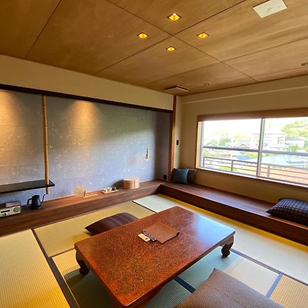 Ryokan Oomuraya Ureshino Extérieur photo